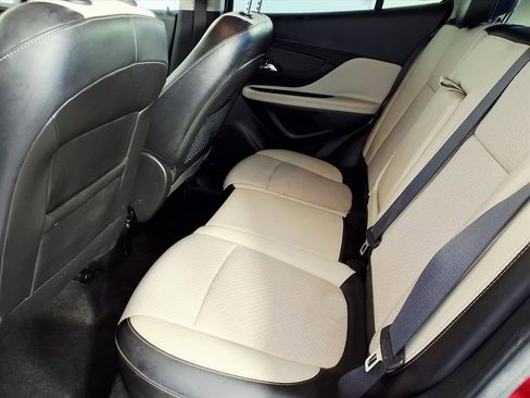 Used 2018 Buick Encore Preferred image 10