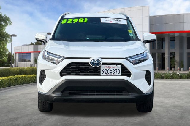 Certified 2024 Toyota RAV4 LE AWD/4WD image 11
