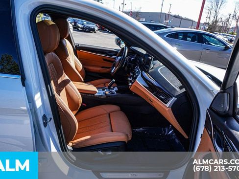 Used 2023 BMW 530i xDrive w/ Premium Package image 23