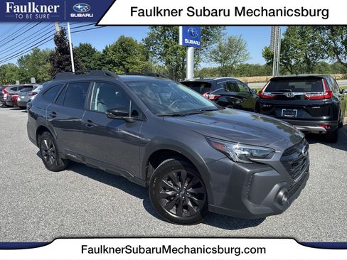 Used 2025 Subaru Outback Onyx Edition AWD/4WD image 1
