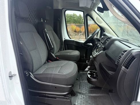 Used 2023 RAM ProMaster 2500 image 15