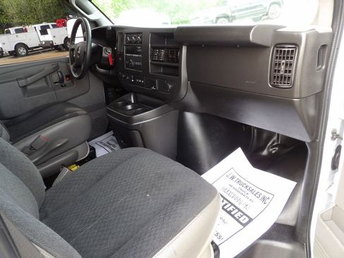 Used 2020 GMC Savana 2500 w/ Driver Convenience Package RWD image 34