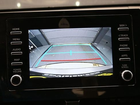 Used 2024 Toyota Camry SE image 19