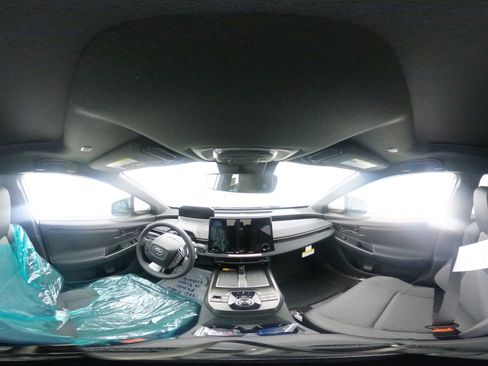 New 2026 Toyota bZ XLE Plus image 33