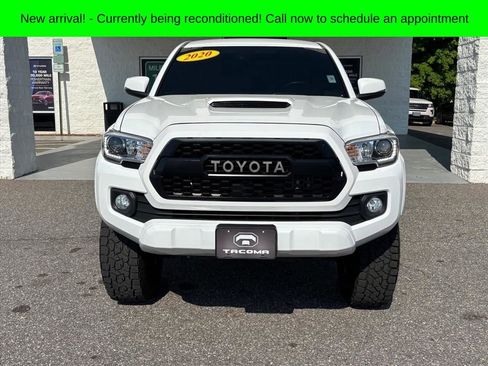 Used 2020 Toyota Tacoma TRD Sport AWD/4WD image 22