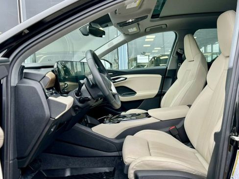 Used 2025 Audi Q6 e-tron Premium Plus w/ Premium Plus image 18