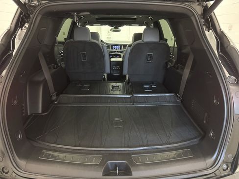 Used 2023 Buick Enclave Essence w/ Experience Buick Package AWD/4WD image 7