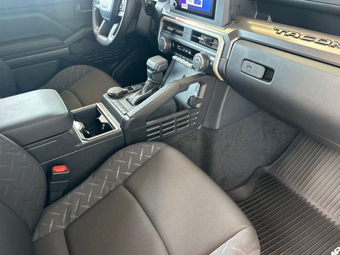 New 2026 Toyota Tacoma SR5 AWD/4WD image 17