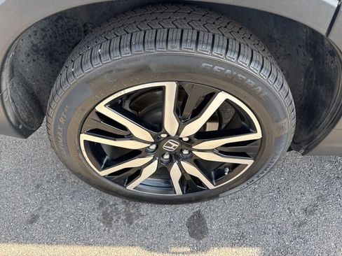 Used 2019 Honda Pilot Elite image 9