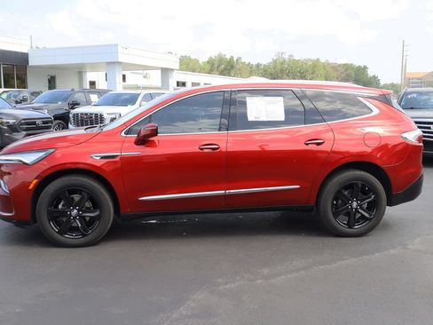 Certified 2024 Buick Enclave Essence w/ Sport Touring Edition FWD image 6