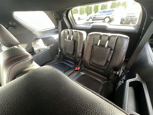 Used 2017 Ford Explorer Sport image 24