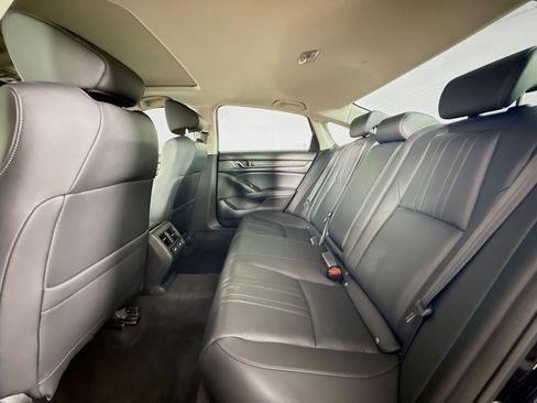 Used 2022 Honda Accord Touring image 30