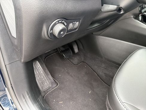 New 2026 Jeep Compass Latitude AWD/4WD image 29