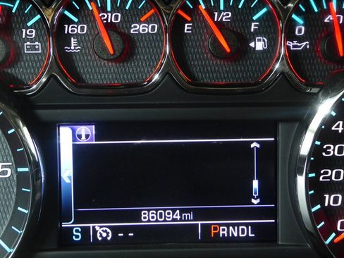 Used 2017 Chevrolet Silverado 1500 LT w/ All Star Edition image 11