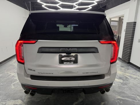 Used 2023 GMC Yukon XL Denali Ultimate image 10