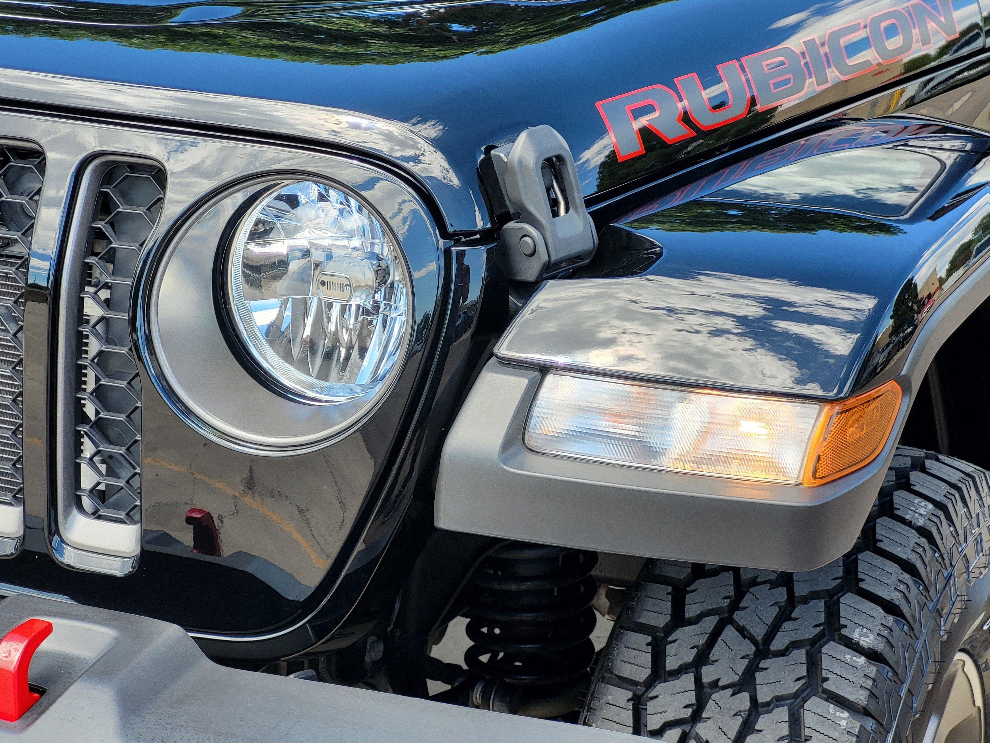 Used 2022 Jeep Gladiator Rubicon w/ Cold Weather Group AWD/4WD image 5