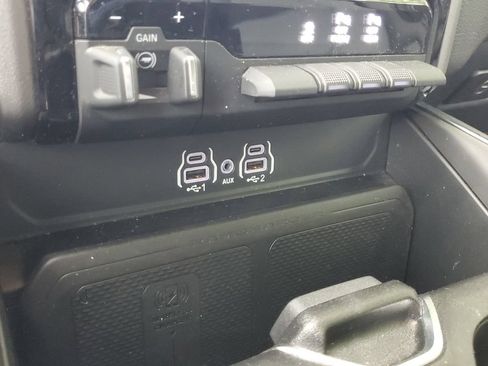 Used 2025 RAM 1500 Big Horn AWD/4WD image 29
