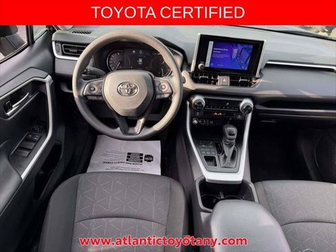 Certified 2025 Toyota RAV4 XLE AWD/4WD image 10