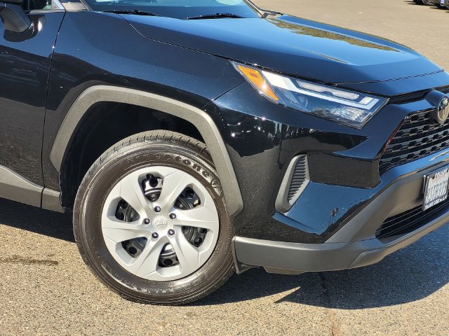 Used 2025 Toyota RAV4 LE FWD image 6
