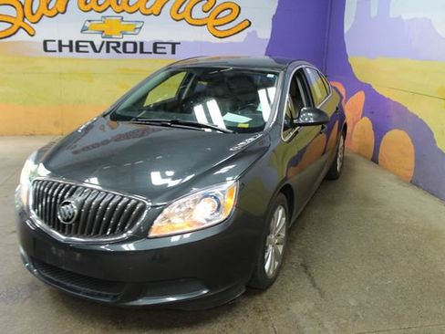 Used 2017 Buick Verano Convenience FWD image 5