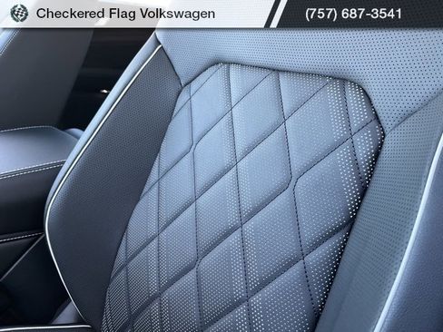 New 2026 Volkswagen Atlas SEL Premium R-Line image 24