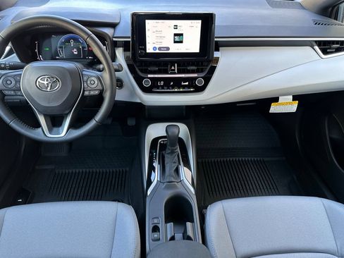Certified 2026 Toyota Corolla SE FWD image 13