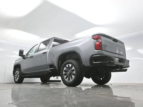 Used 2025 Chevrolet Silverado 2500 Custom w/ Custom Convenience Package AWD/4WD image 68