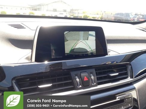 Used 2018 BMW X1 xDrive28i AWD/4WD image 16