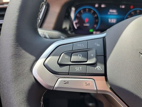 New 2026 Volkswagen Atlas SE FWD image 15