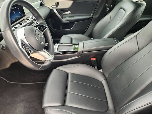 Used 2025 Mercedes-Benz CLA 250 image 20