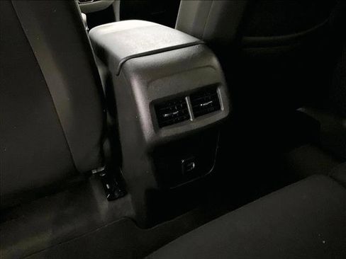 Used 2024 Chevrolet Equinox LS FWD image 25