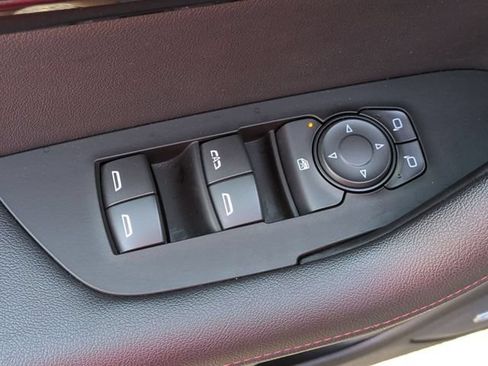 Used 2025 Chevrolet Blazer RS FWD image 14