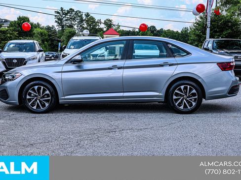 Used 2024 Volkswagen Jetta S FWD image 9