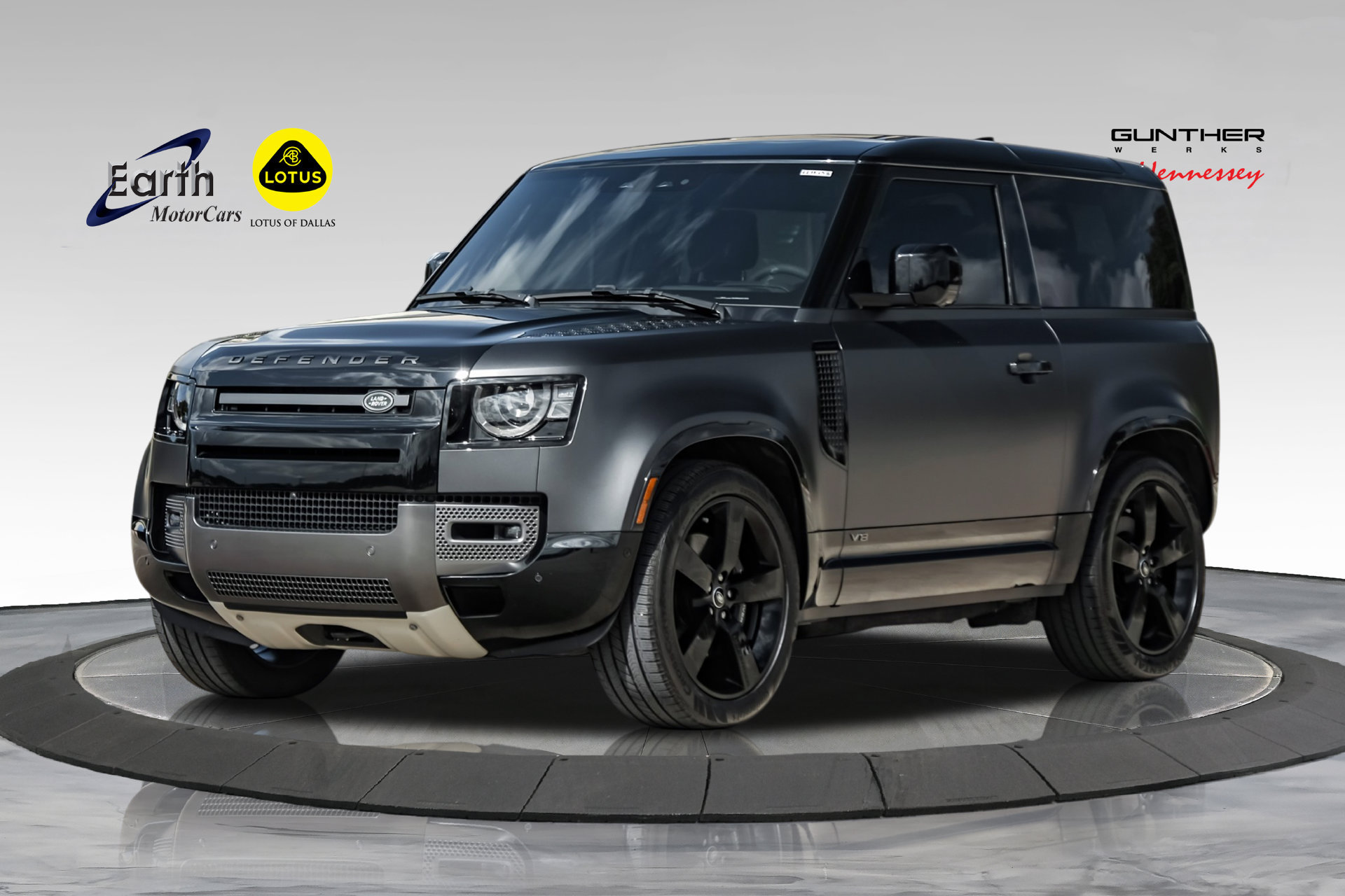 Used 2023 Land Rover Defender 90 V8 AWD/4WD image 1