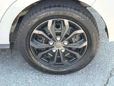 Used 2024 Mitsubishi Mirage ES FWD image 12