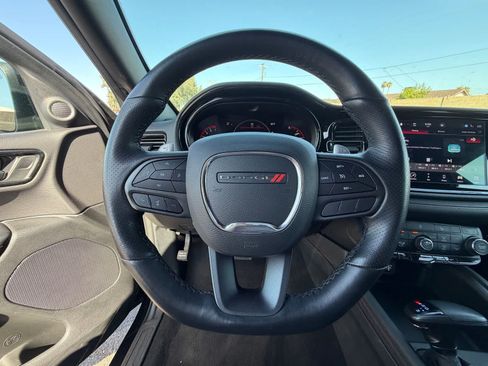 Used 2025 Dodge Durango GT AWD/4WD image 22