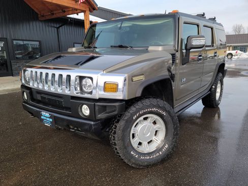 Used 2005 HUMMER H2 w/ Chrome Appearance Package image 1