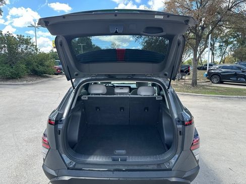 Used 2025 Hyundai Kona SEL FWD image 26