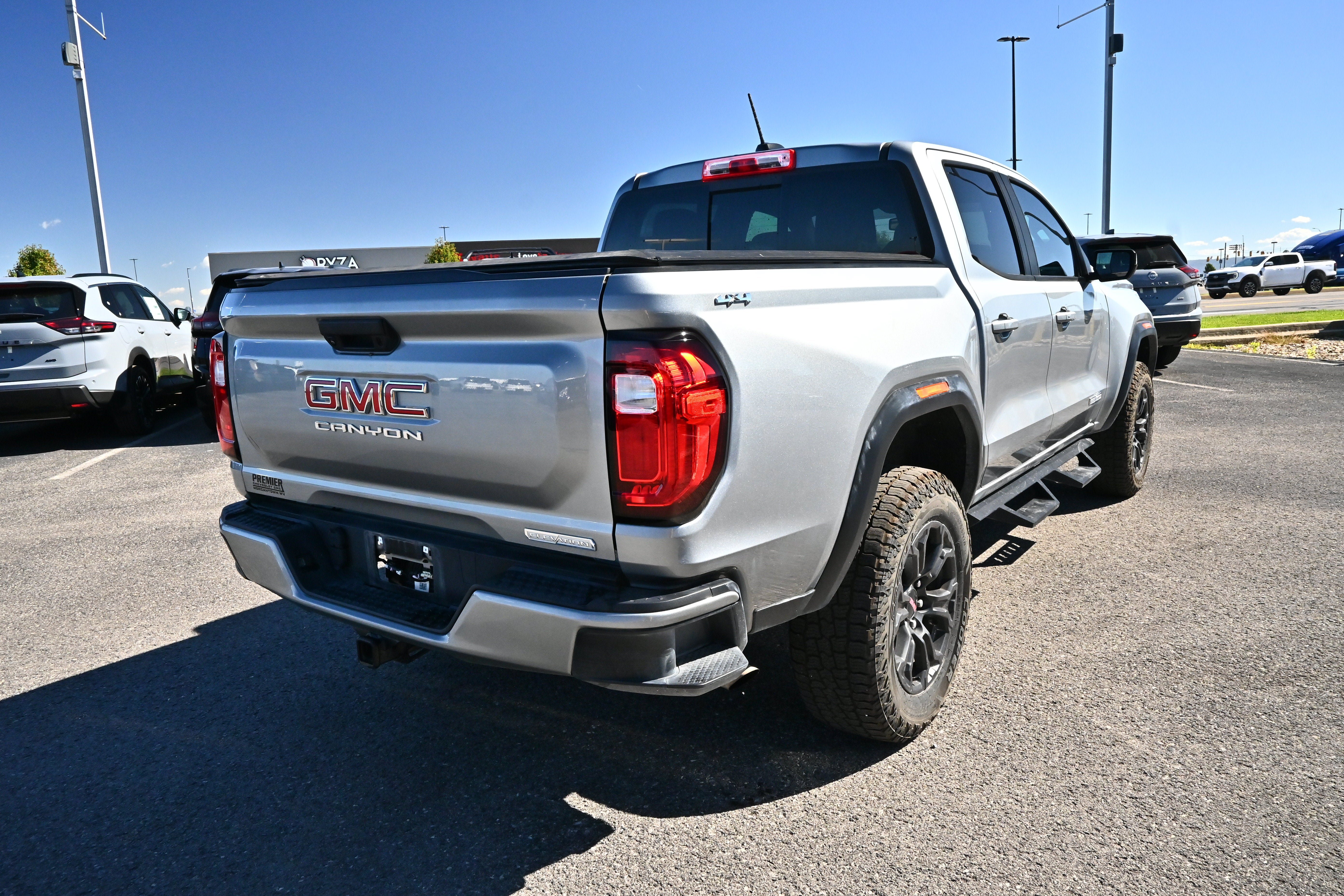 Used 2024 GMC Canyon Elevation w/ Convenience Package AWD/4WD image 6