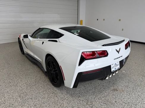Used 2017 Chevrolet Corvette Stingray Coupe w/ Battery Protection Package RWD image 5