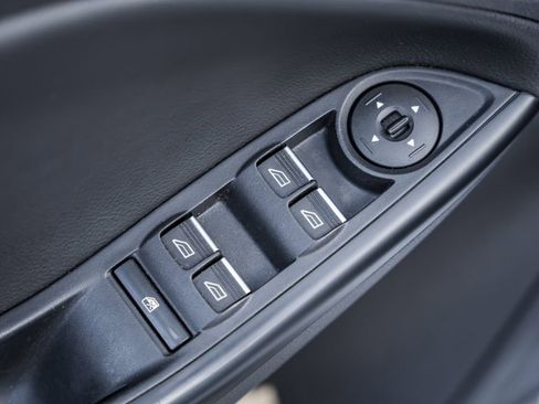 Used 2016 Ford Focus RS image 37