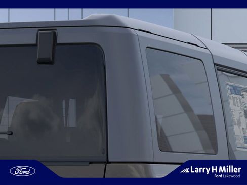 Used 2026 Ford Bronco Outer Banks AWD/4WD image 25