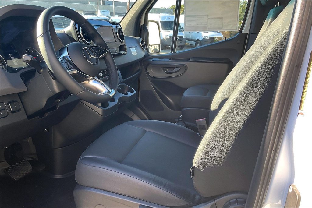 New 2026 Mercedes-Benz Sprinter 2500 image 7
