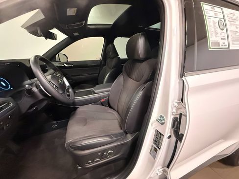Used 2025 Hyundai Palisade Calligraphy AWD/4WD image 12