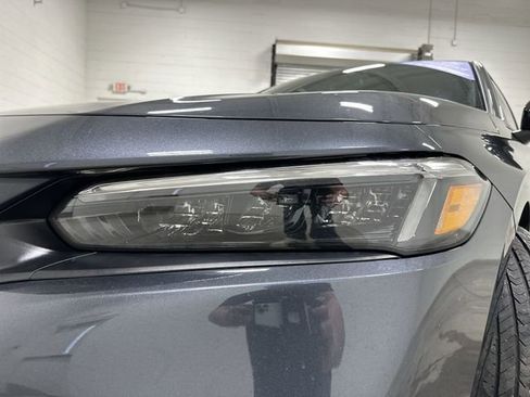 Used 2024 Honda Civic Sport image 11