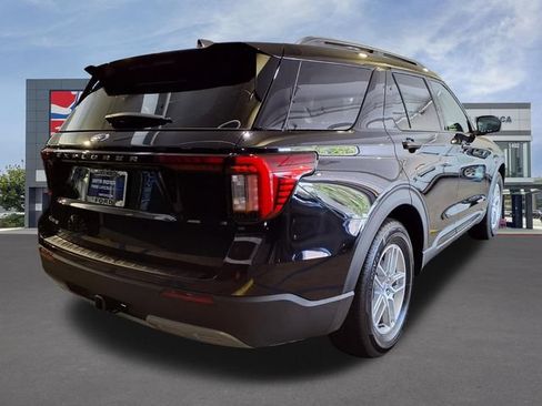 Used 2026 Ford Explorer Active w/ Active Comfort Package RWD image 25