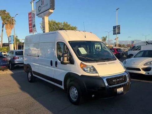 Used 2019 RAM ProMaster 2500 image 2