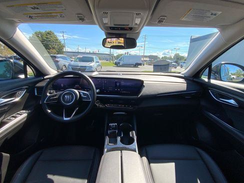 Used 2024 Buick Envision Preferred AWD/4WD image 30