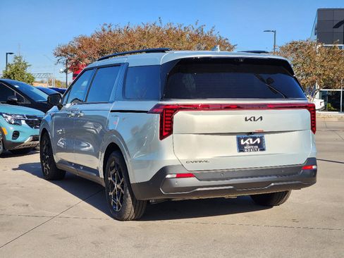 New 2026 Kia Carnival SX Prestige image 3
