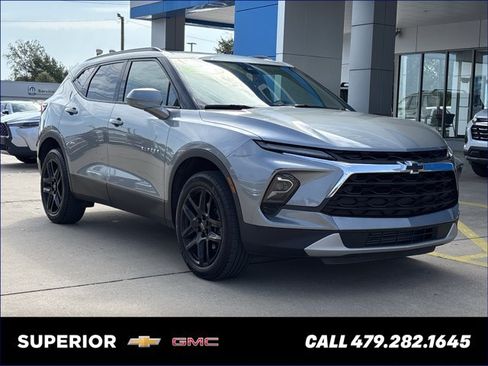 Used 2024 Chevrolet Blazer LT w/ Convenience Package FWD image 1